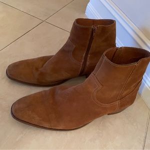 Men’s Suede Chelsea Boots Size 45 From Steve Madden